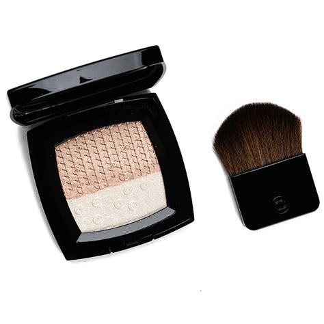 chanel eclat lumiere swatches|Chanel illuminating powder duo.